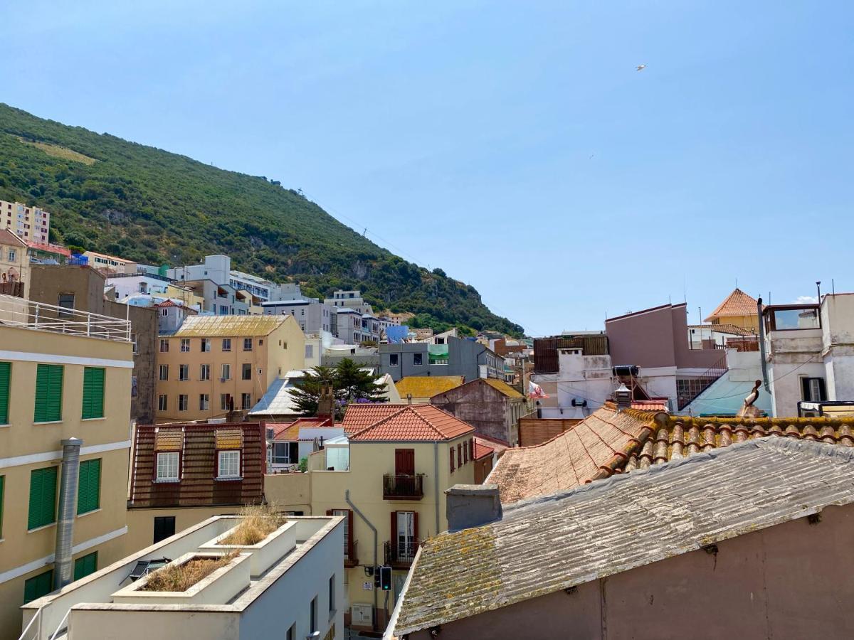 Deluxe City Centre Two Bedroom - Grand Central House Gibraltar Exterior photo
