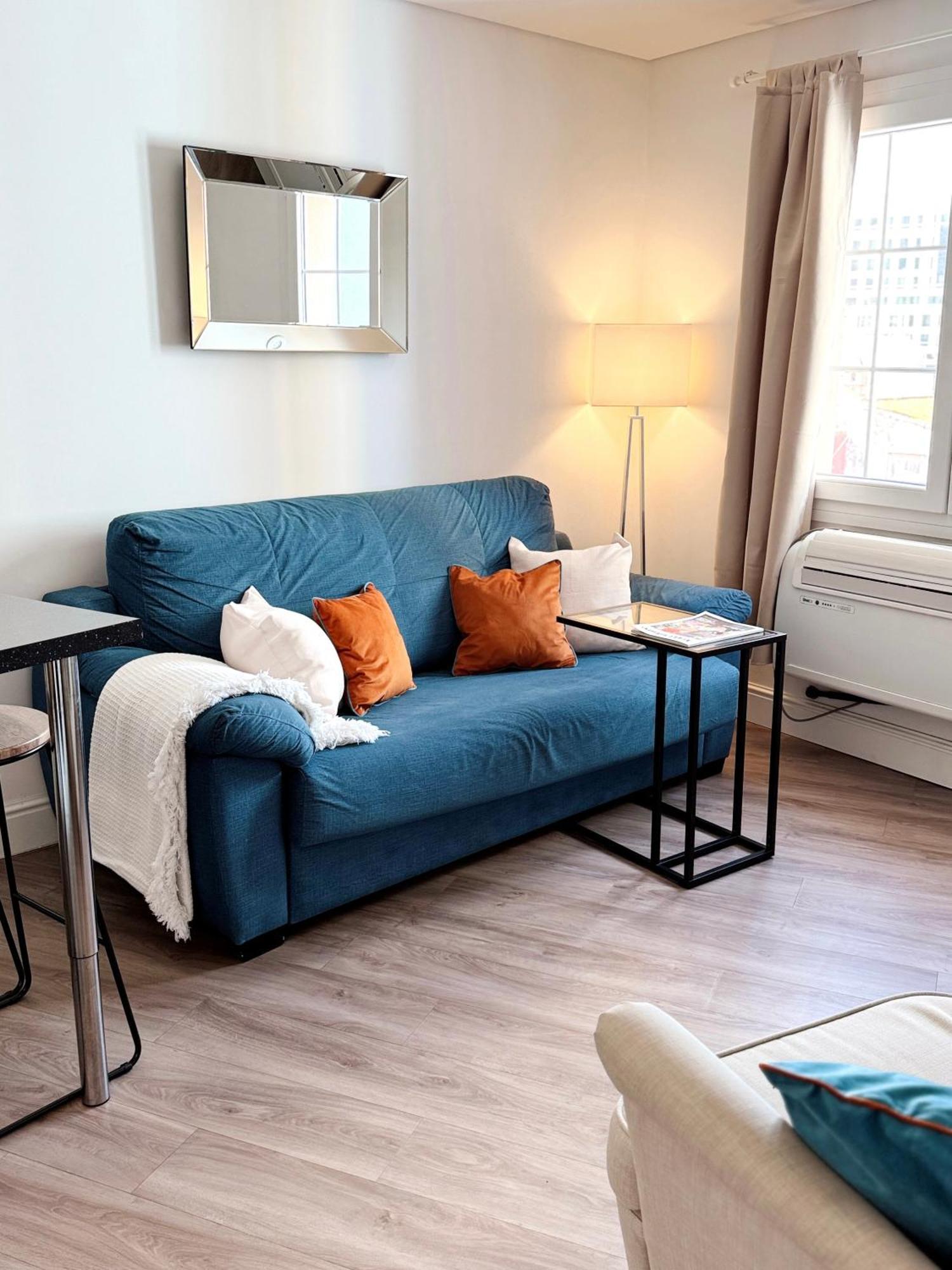 Deluxe City Centre Two Bedroom - Grand Central House Gibraltar Exterior photo