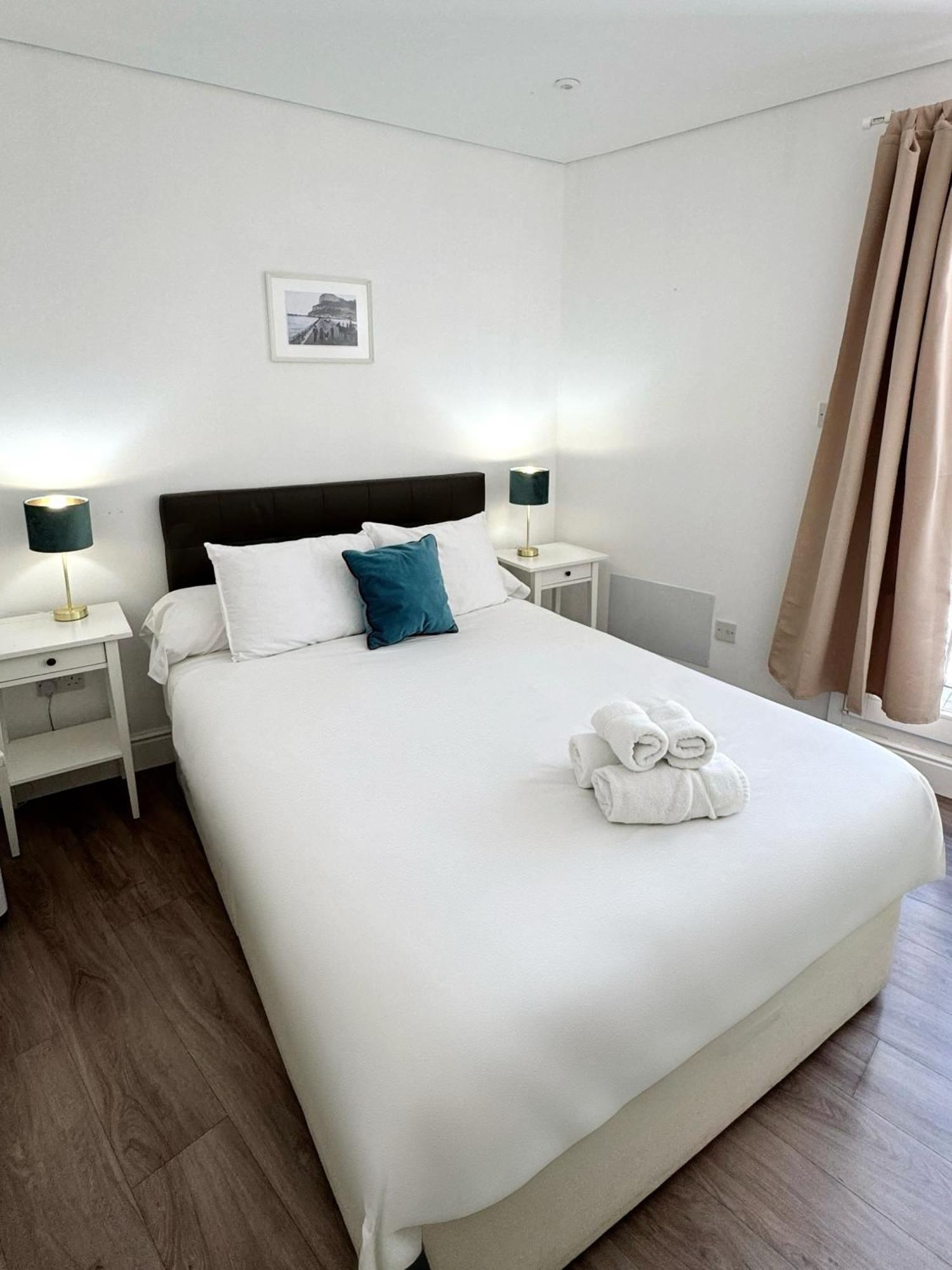 Deluxe City Centre Two Bedroom - Grand Central House Gibraltar Exterior photo